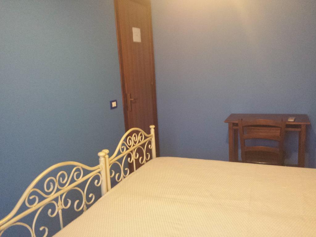 Bed And Breakfast Marina D'Aspra 바게리아 객실 사진